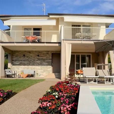 Costa Del Garda - * لاتيزي