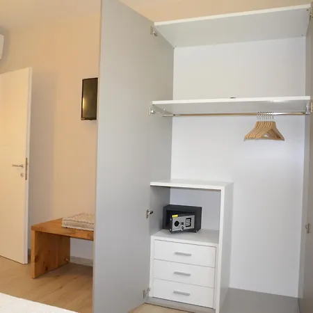 Apartament Costa Del Garda - *