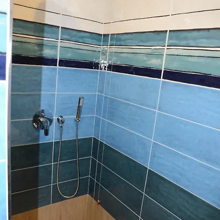 Costa Del Garda - Apartament *