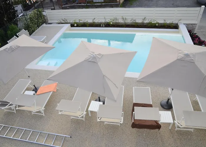 Apartment Costa Del Garda - *